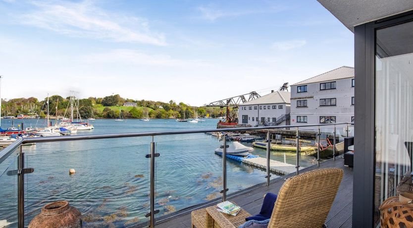 Photo of 3 Bed in Falmouth
