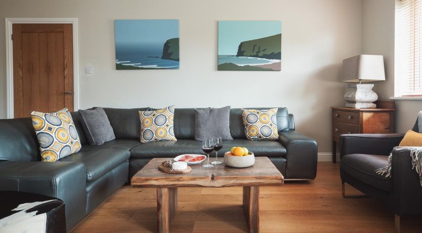 Photo of 3 Bed in Widemouth Bay