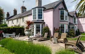 Photo of 6-bed-in-beaumaris