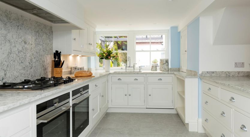 Photo of 6 Bed in Beaumaris