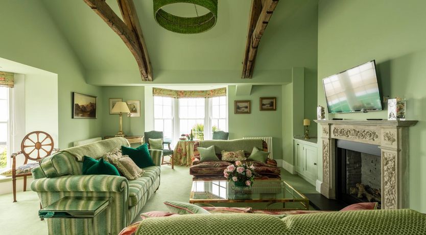 Photo of 6 Bed in Beaumaris