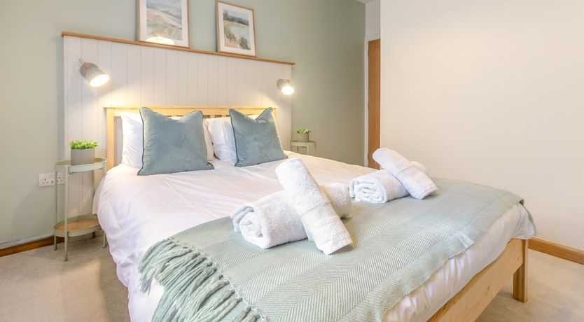 Photo of 3 Bed in Falmouth