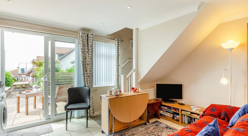 Photo of 2 Bed in Weymouth