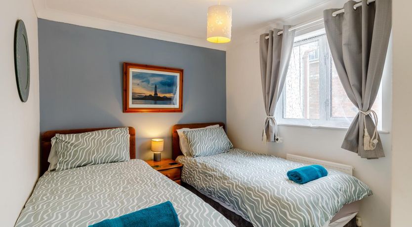 Photo of 2 Bed in Weymouth