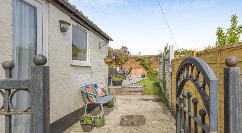 Photo of 2 Bed in Devizes