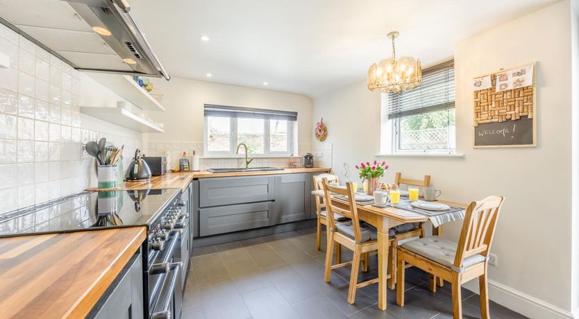 Photo of 2 Bed in Devizes