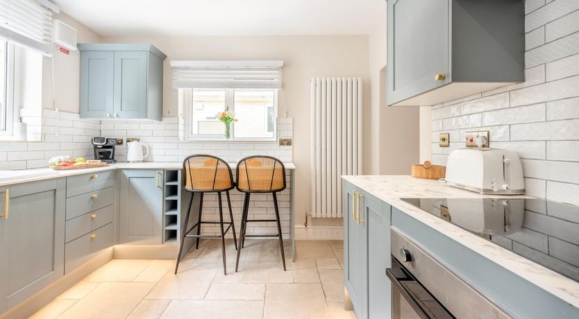 Photo of 4 Bed in Tenby