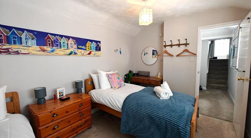 Photo of 2 Bed in Weymouth