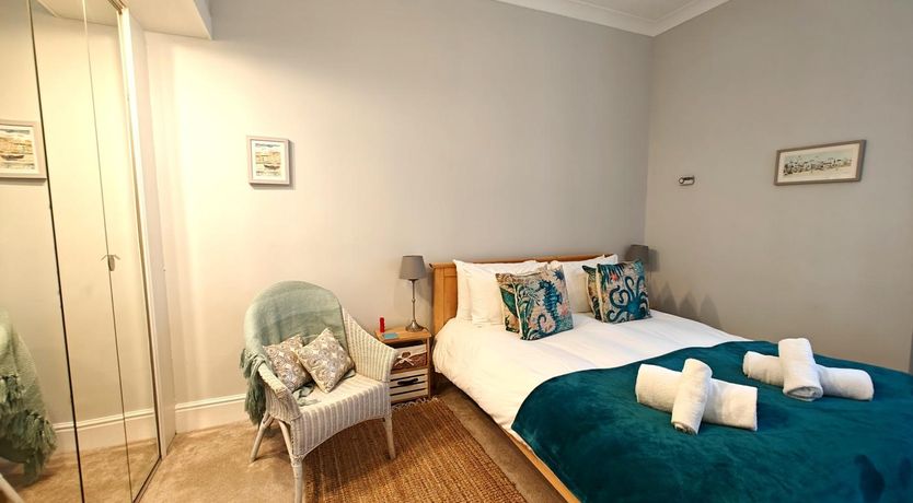 Photo of 2 Bed in Weymouth