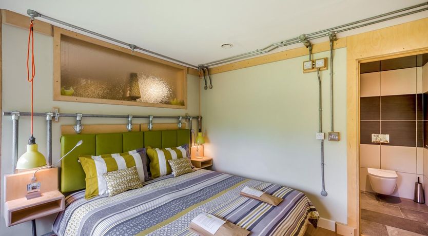 Photo of 1 Bed in West Wittering