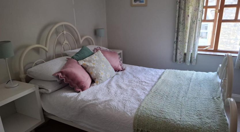 Photo of 2 Bed in Llanfair Caereinion