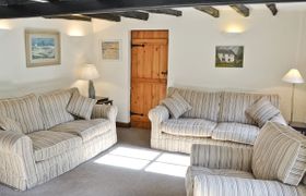 Photo of 4-bed-in-ambleside-14