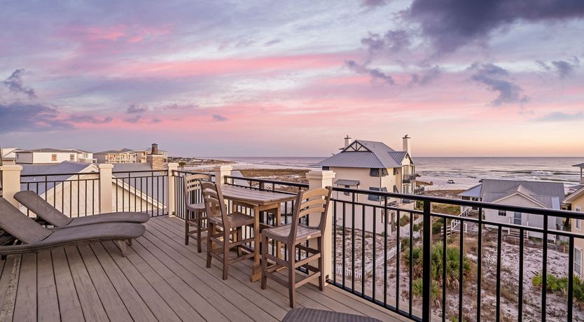 Photo of The Gulf Lookout