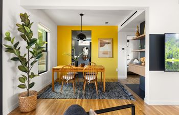 Silver Lake Sunshine Holiday Home