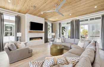 Gulf & Arcade Holiday Home
