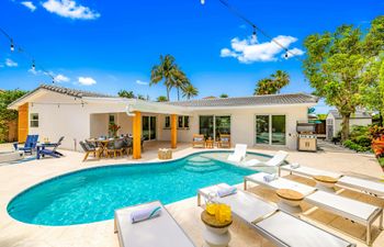 Sun Charmed Holiday Home