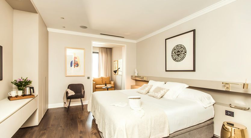 Photo of Cityside Elegance