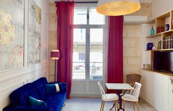 Écusson & Stone Holiday Home