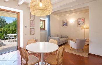 Albisano Lake Watch Holiday Home