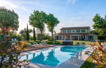 San Costanzo Harvest Holiday Home