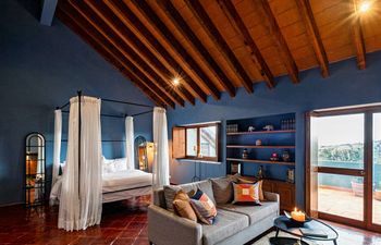 1001 Arabian Nights Holiday Home