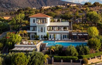The Essence of Elounda Holiday Home