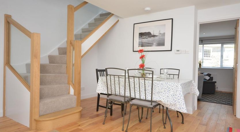 Photo of 3 Bed in Plymouth