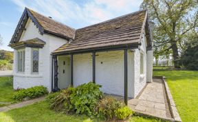 Photo of 2 Bed in Hay-on-wye