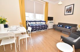 Photo of 1-bed-in-tenby-16