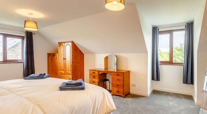 Photo of 4 Bed in Bodmin