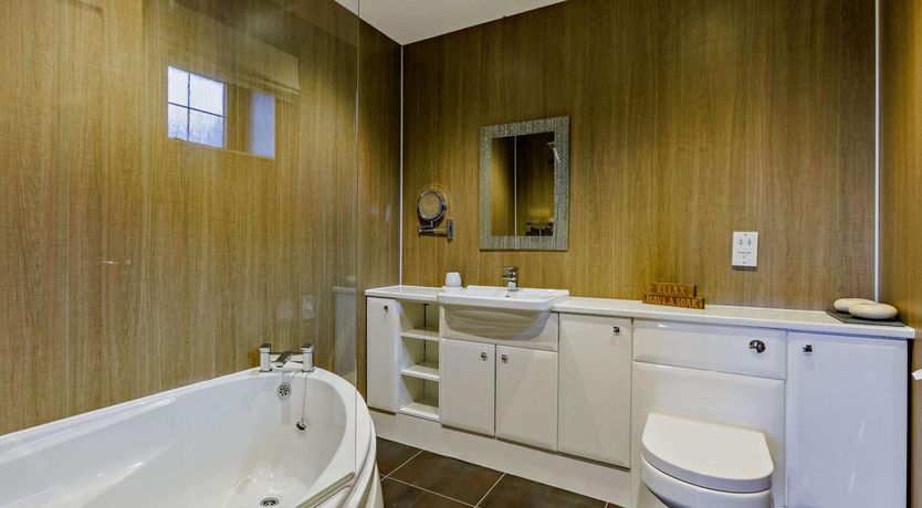 Photo of 3 Bed in Bideford