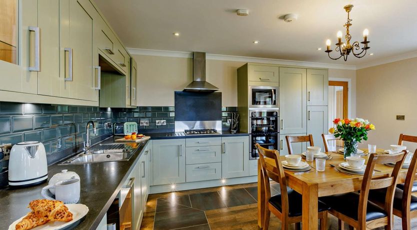 Photo of 3 Bed in Bideford