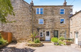 Photo of 3-bed-in-hawes-7