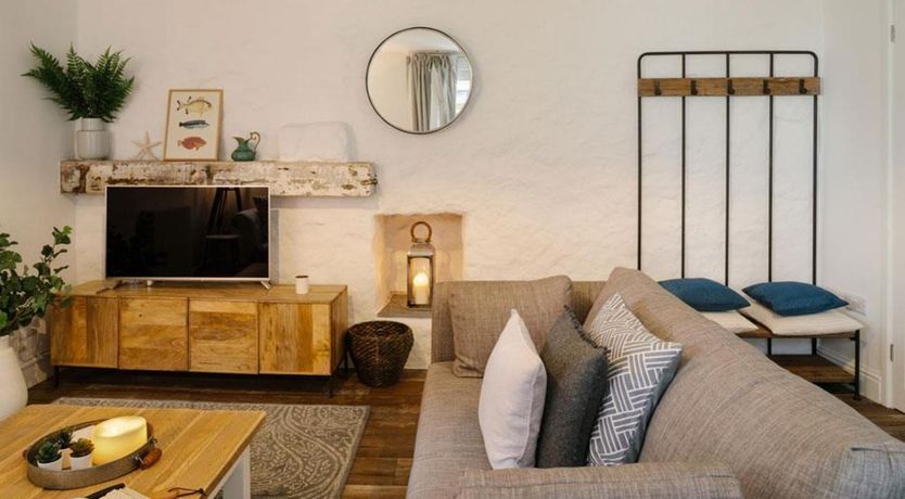 Photo of 2 Bed in Mousehole
