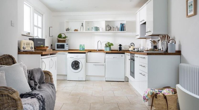 Photo of 2 Bed in Mousehole