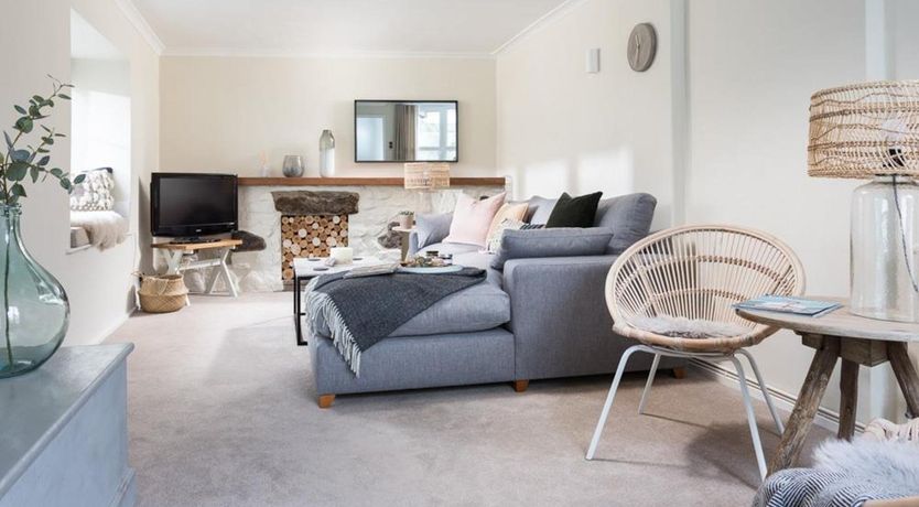 Photo of 2 Bed in Mousehole