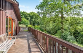 Photo of 4-bed-in-summerbridge
