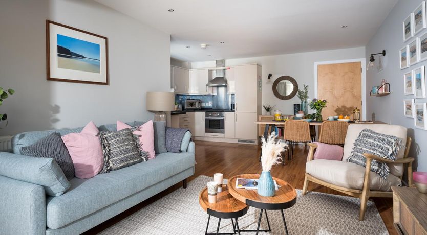Photo of 2 Bed in Porth