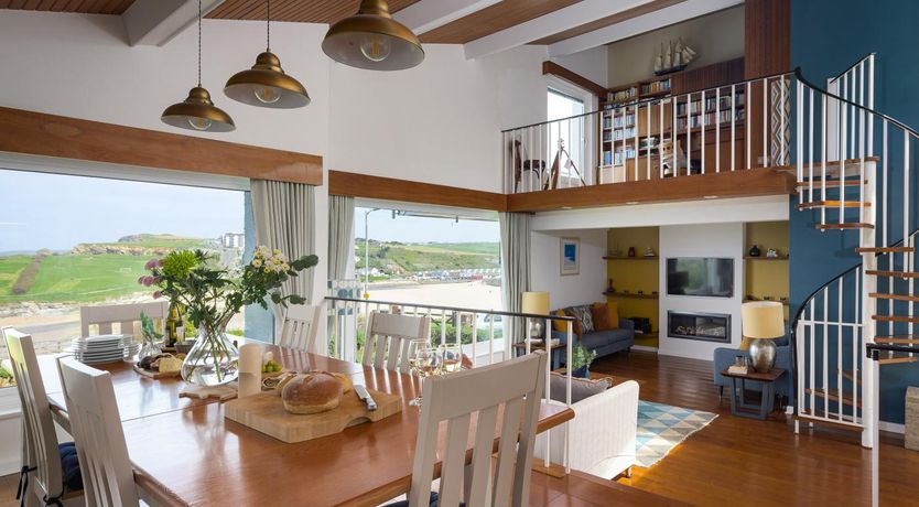 Photo of 6 Bed in Porth
