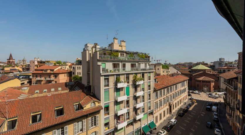 Photo of Velasca Reverie