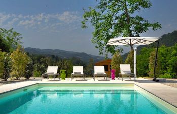 Truffle and Vine Holiday Home