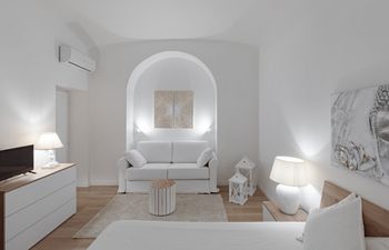 Bells of Prati Holiday Home