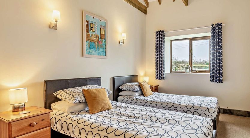 Photo of 2 Bed in Bude