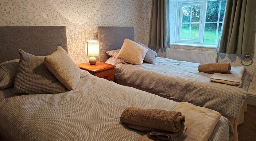 Photo of 3 Bed in Barnstaple