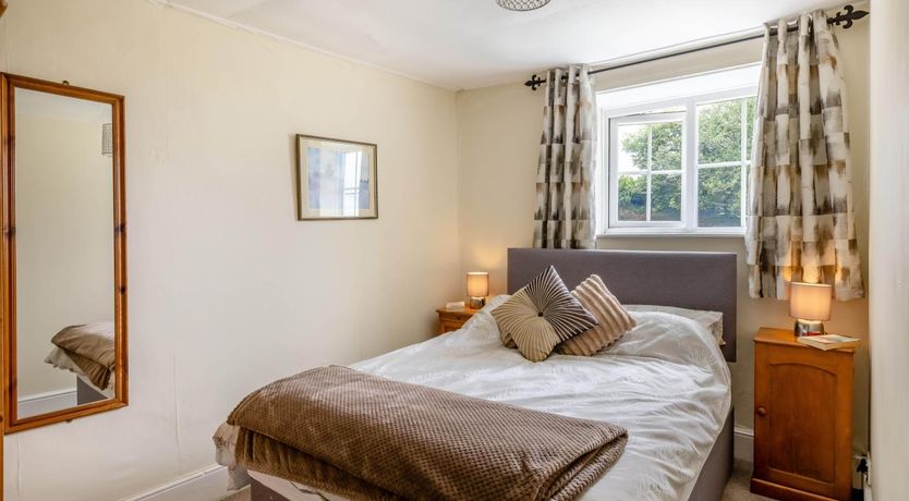 Photo of 3 Bed in Barnstaple