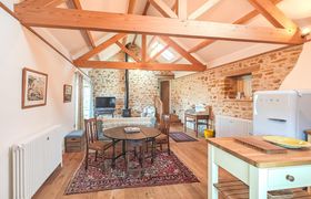 Photo of 1-bed-in-stoke-abbott