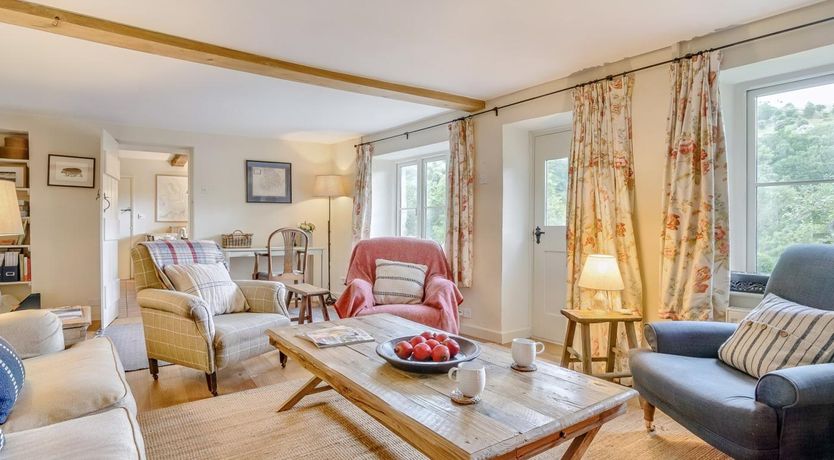 Photo of 3 Bed in Abergavenny