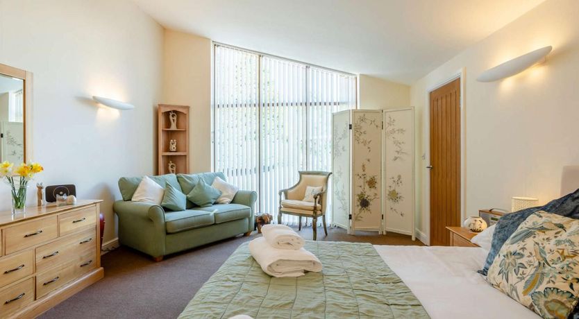 Photo of 2 Bed in Wells