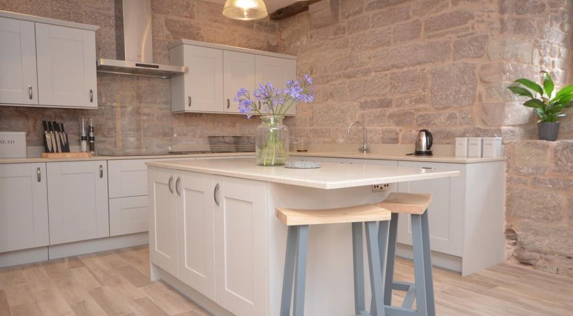 Photo of 5 Bed in Ross-on-wye