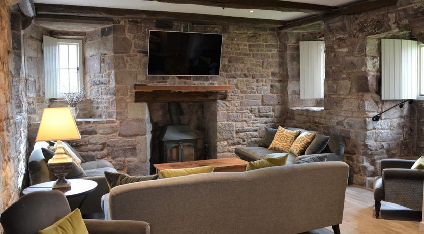 Photo of 5 Bed in Ross-on-wye
